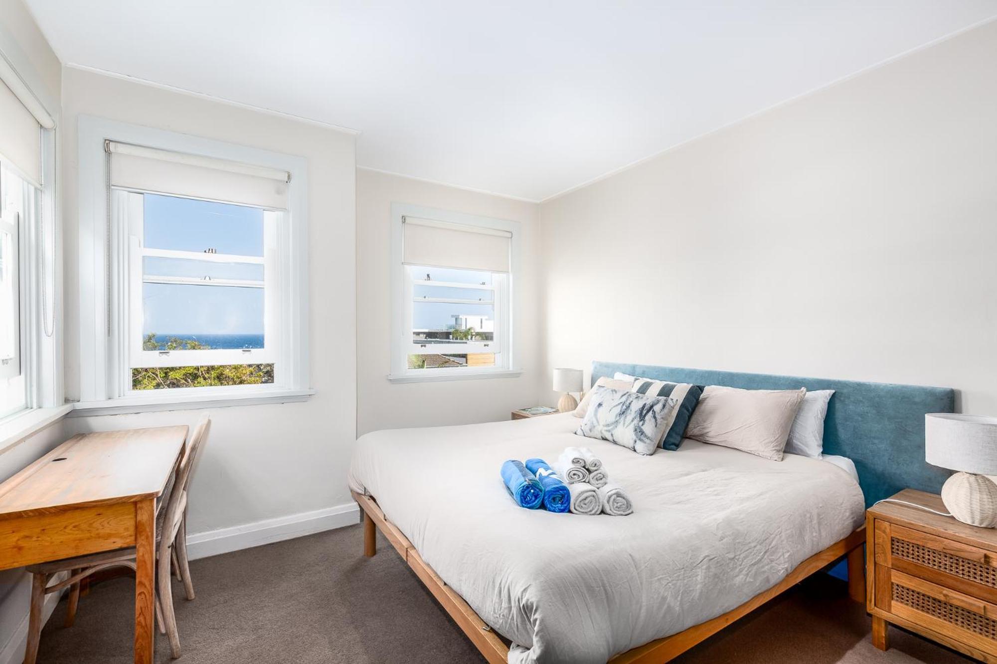 The Bondi Beachcomber * Sydney