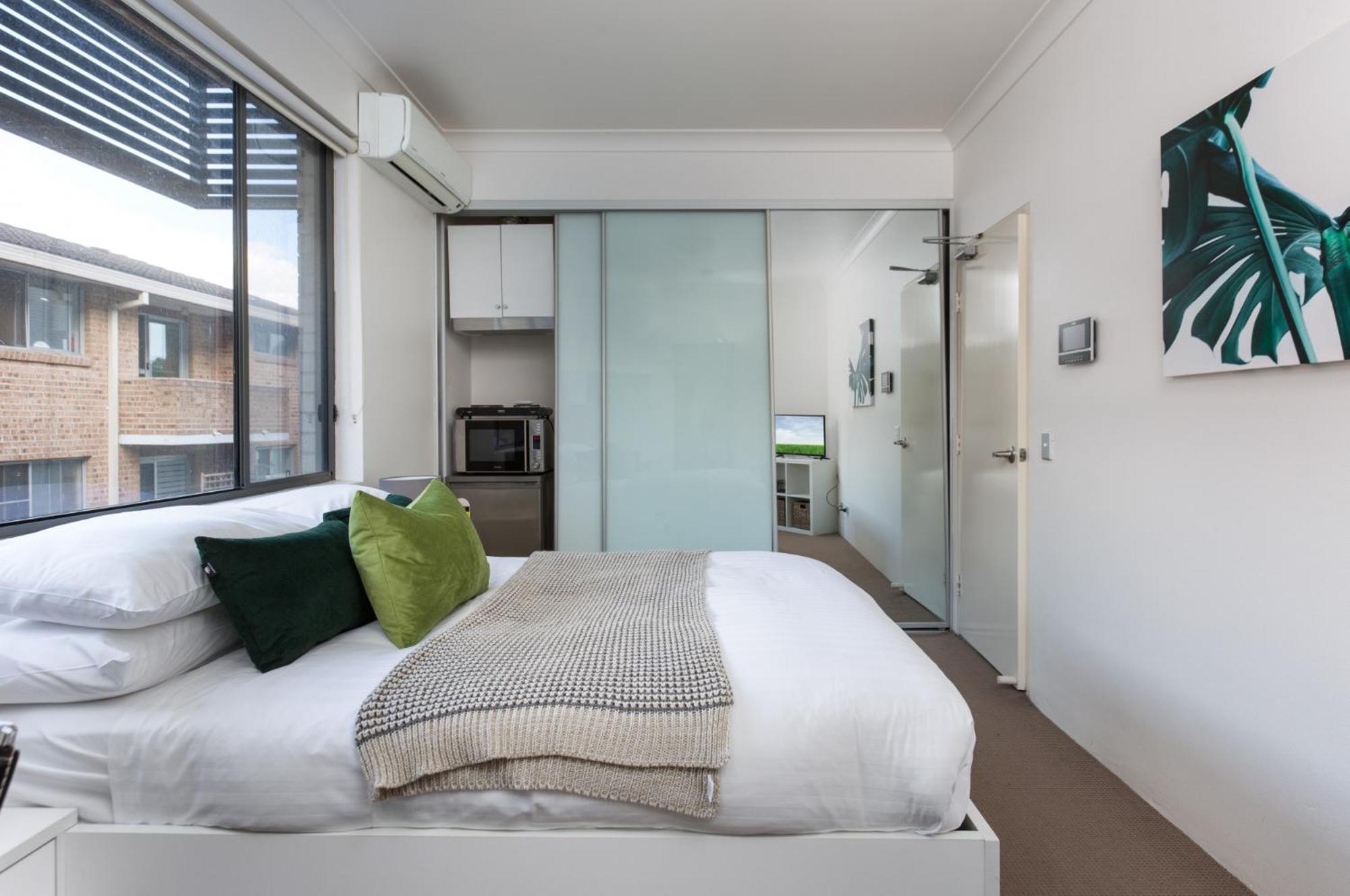 Cosy And Bright Next To Westmead Hospital * Sydney