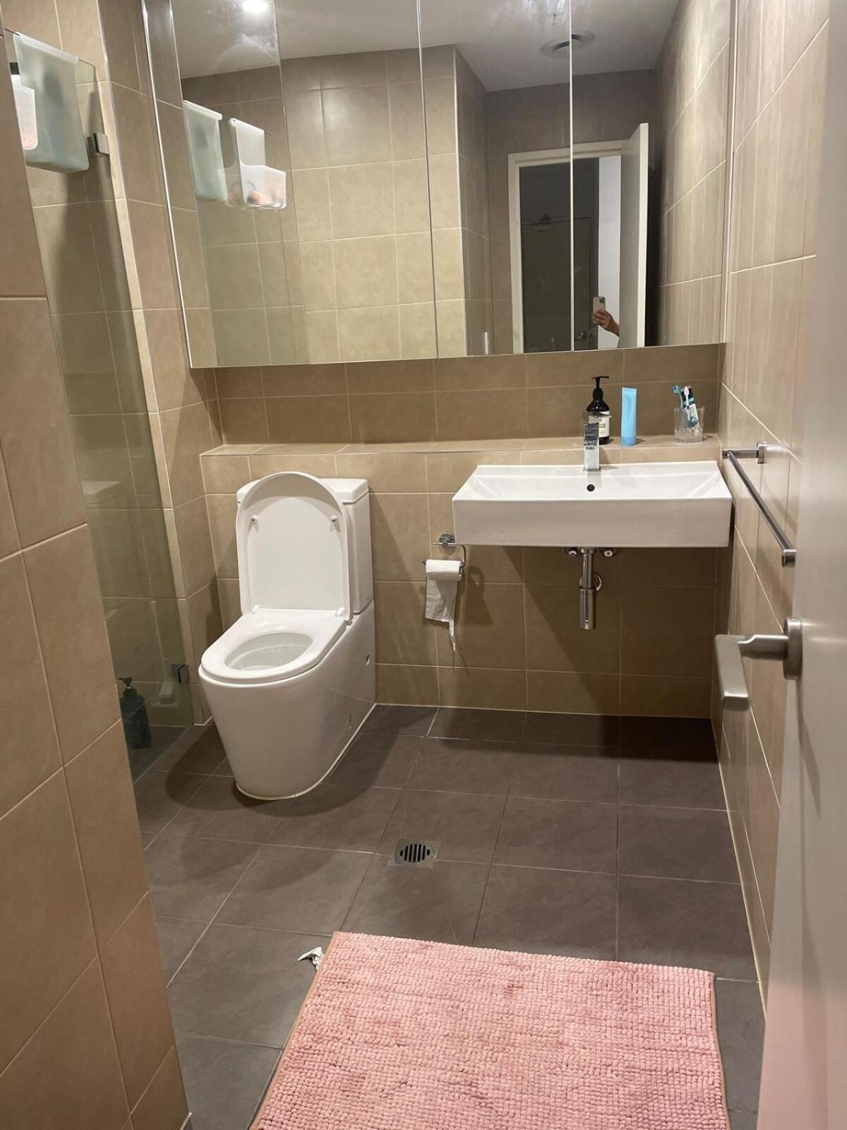 Apartment Shared Modern Near Airport Sydney