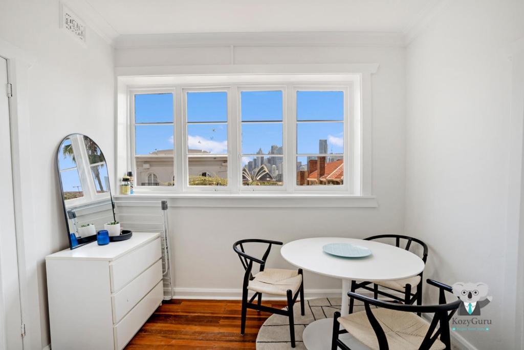 Kozyguru Kirribilli Opera House View 2 Bed Apartment *