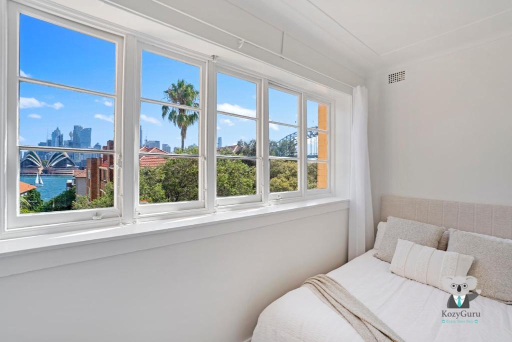 Kozyguru Kirribilli Opera House View 2 Bed *