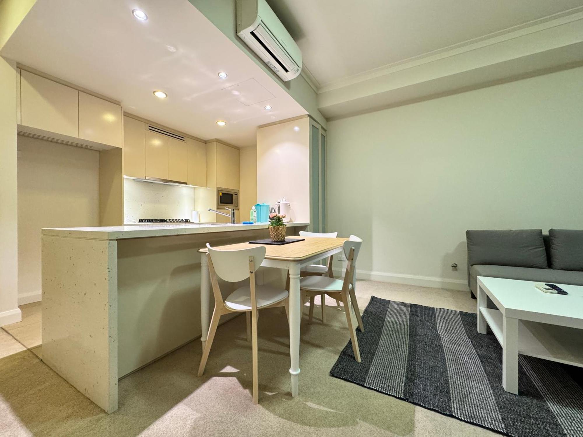 Apartment Cozy Stylish In Rhodes Sydney
