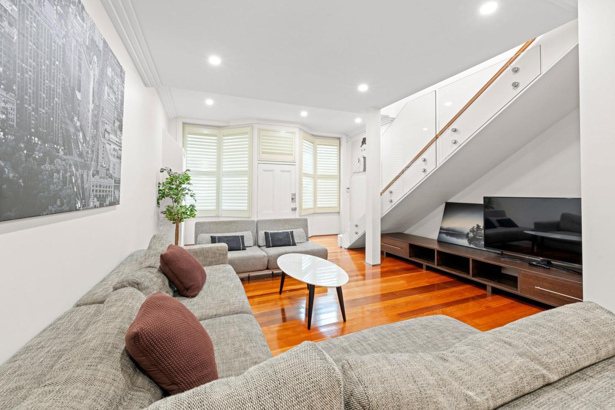 Holiday home Stylish 3br House With Parking & Icc&darling Harbour-8 Mins Walk Sydney