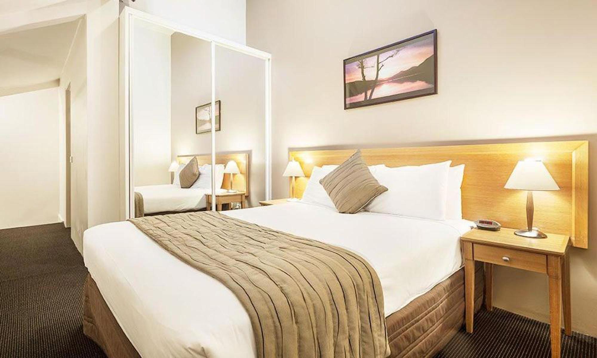 Apx Parramatta Aparthotel