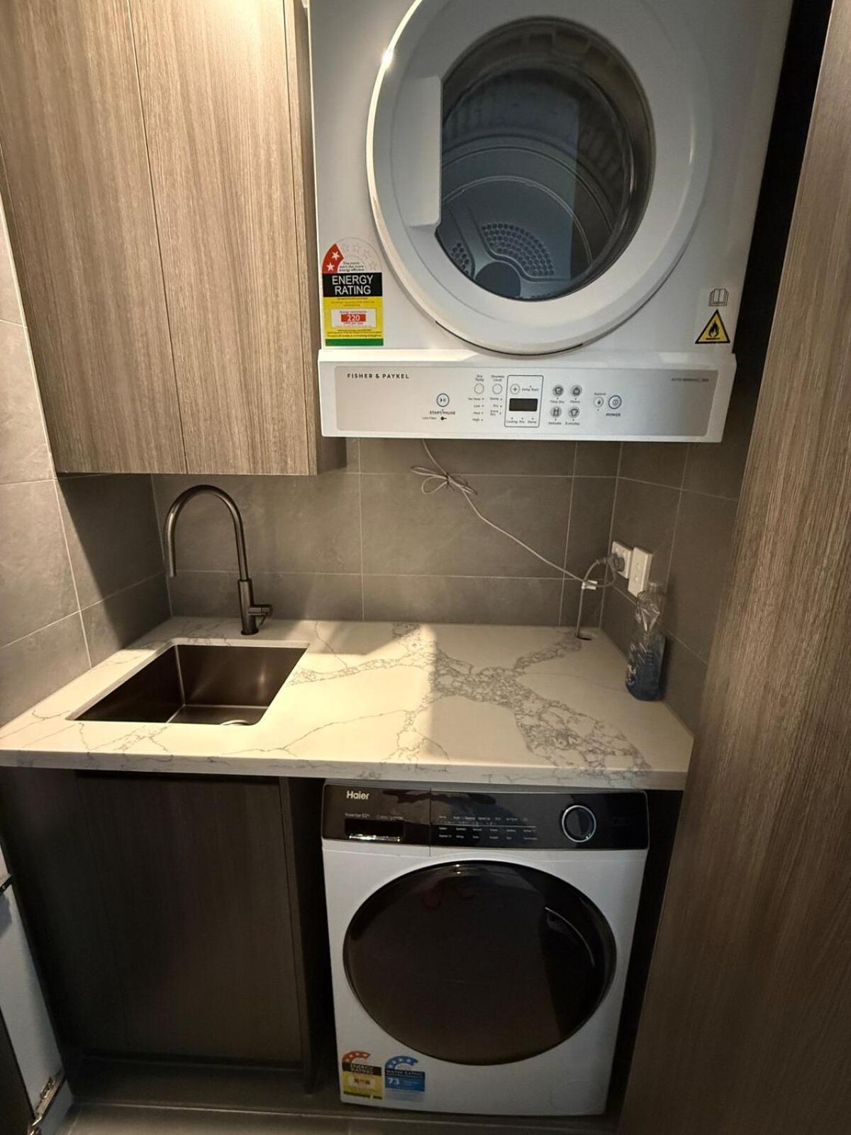 Apartment New Olympic Park 3beds -parking, Pool, Gym 21 *