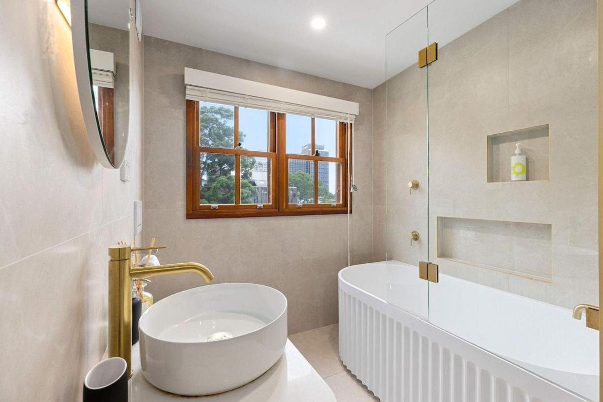 Apartment 4 Story Terrace House In Darlinghurst