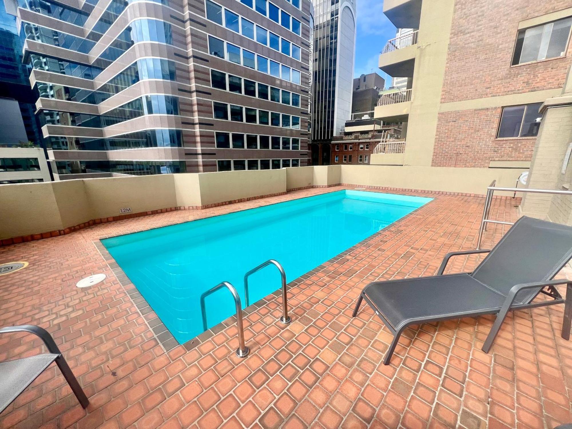 Kingsleigh Apartment *
