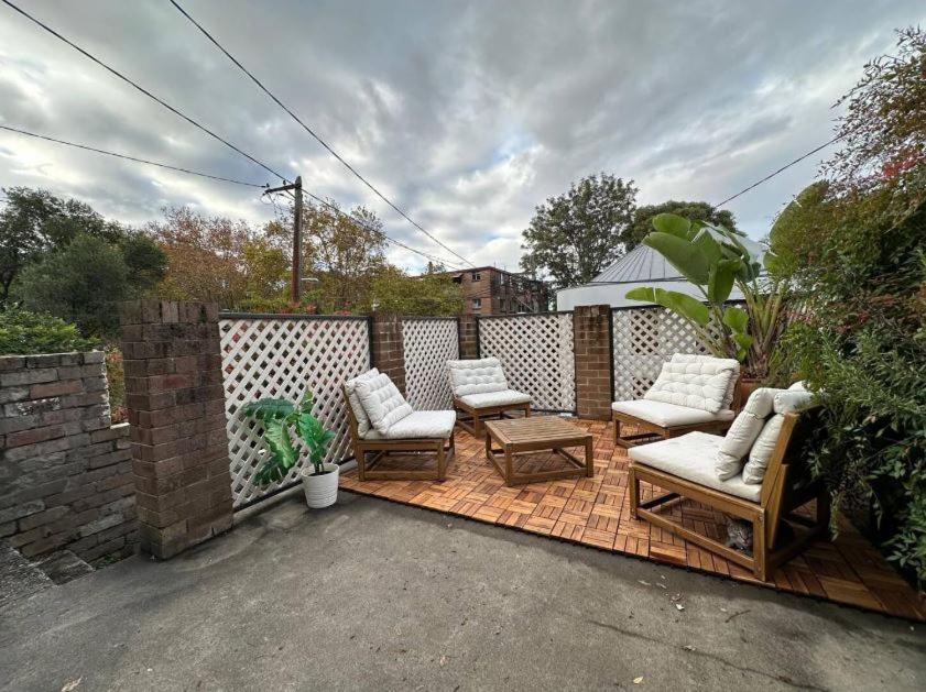Price 2 Bedroom House Glebe Holiday home Sydney