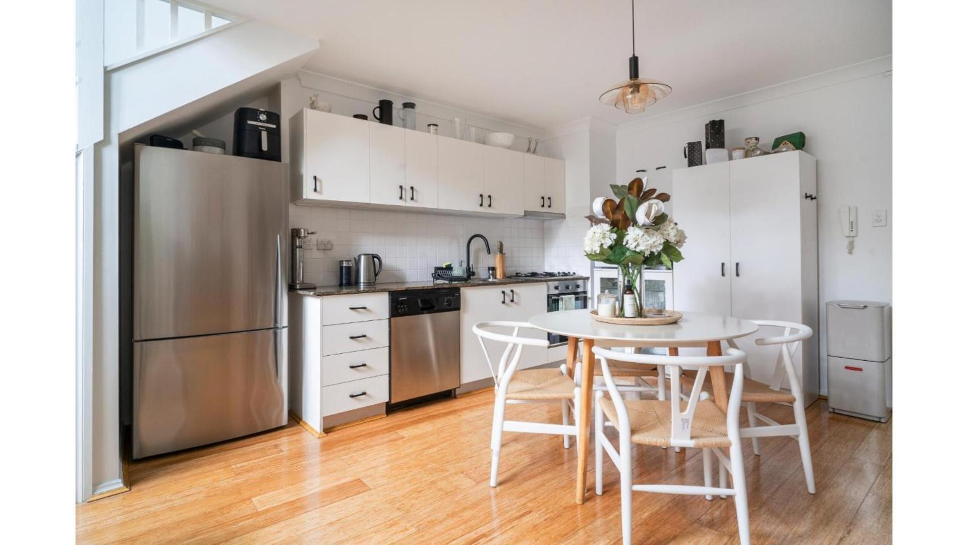 Loft Style In The Heart Of Surry Hills * Sydney