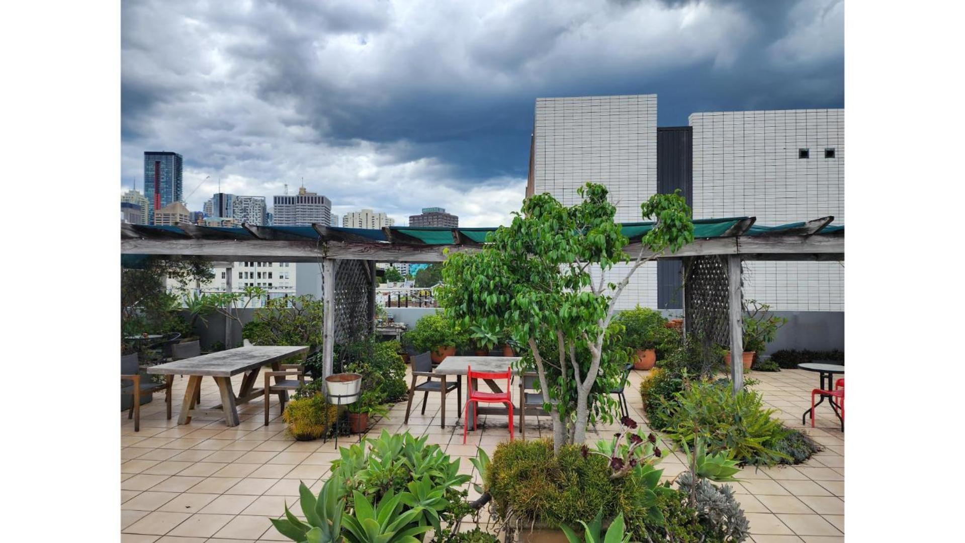 Apartment Loft Style In The Heart Of Surry Hills *