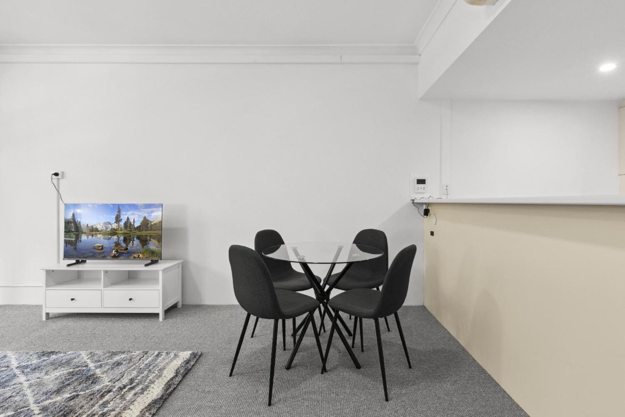 Chic Urban Escape In Vibrant Camperdown Apartment Sydney
