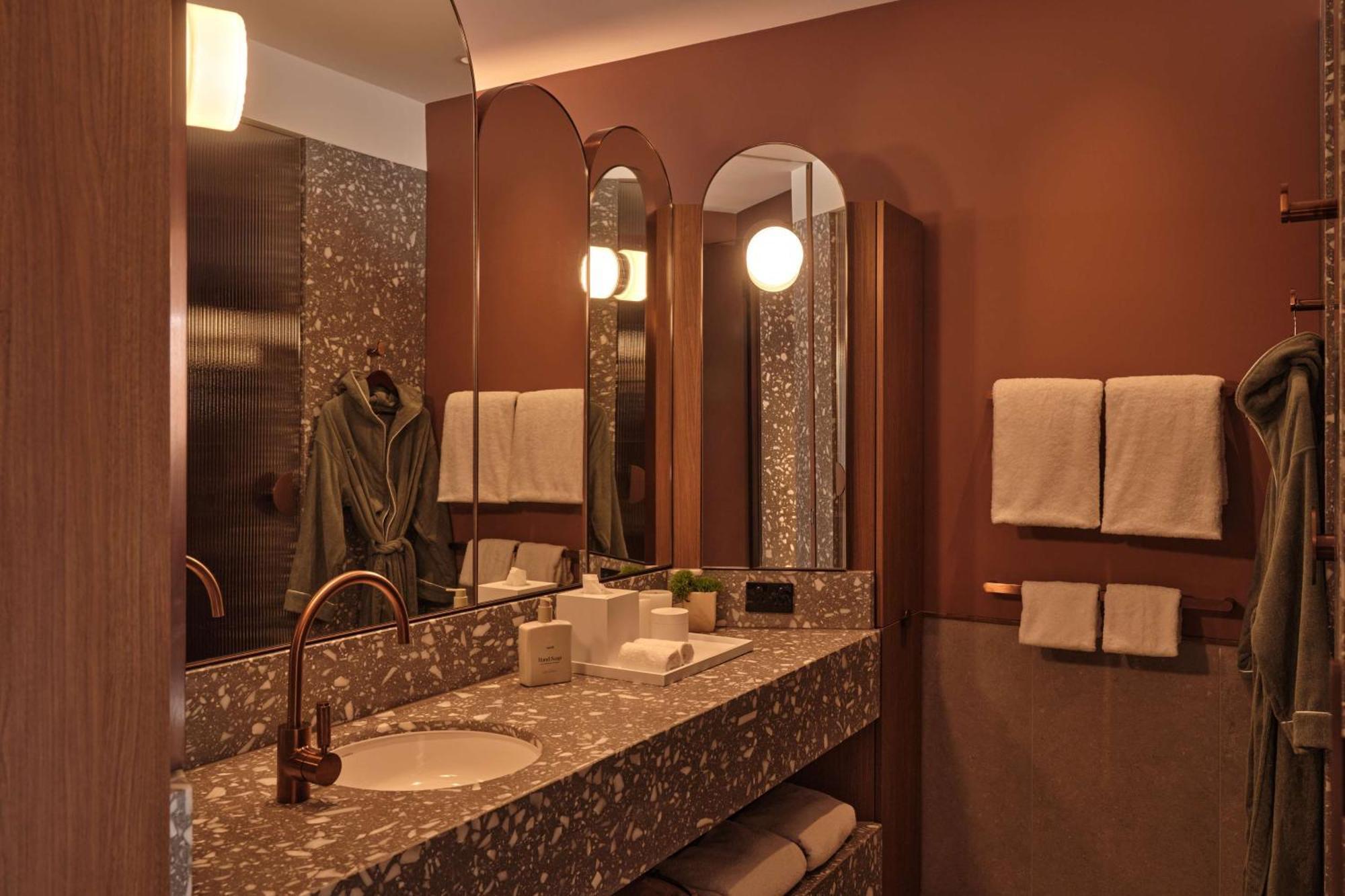 Hotel The Eve 5*