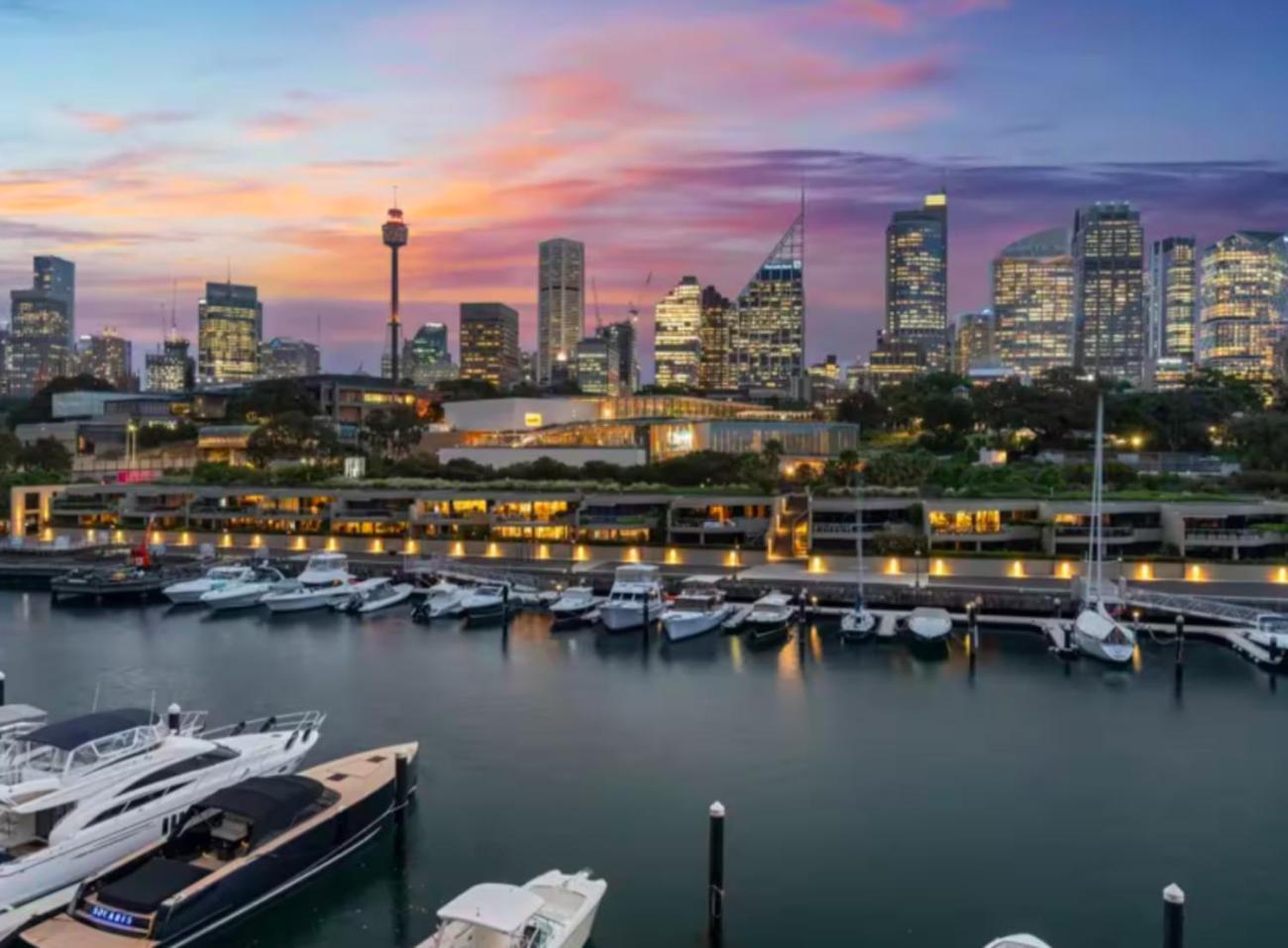 Apartment Spectacular Waterfront With Cosmopolitan Lifestyle Sydney