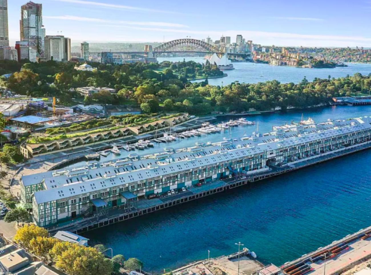 Apartment Spectacular Waterfront With Cosmopolitan Lifestyle *