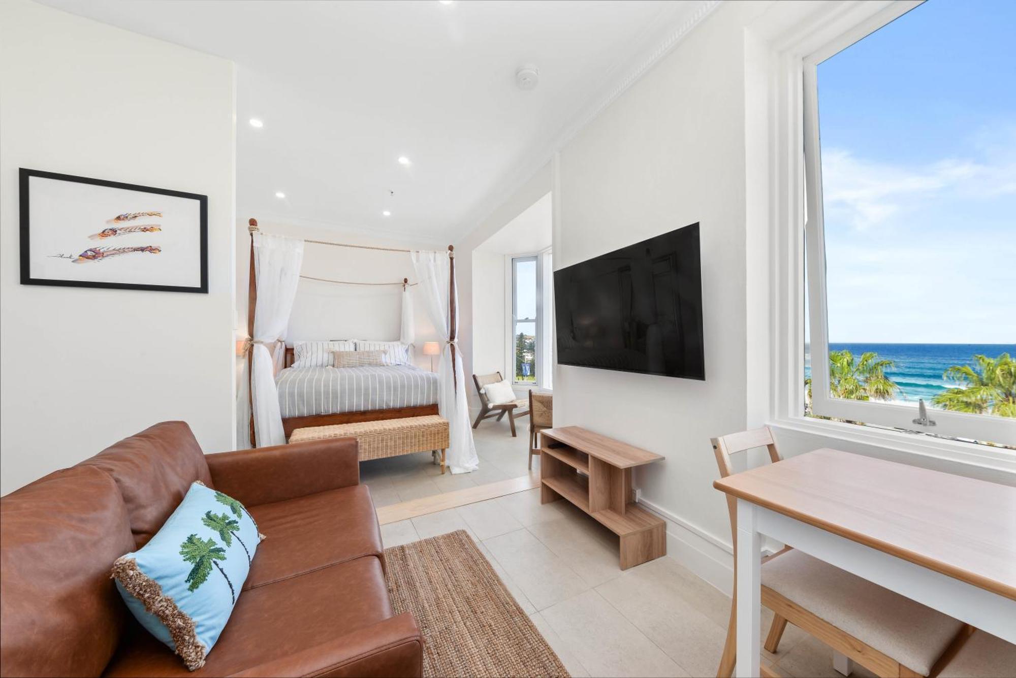 Apartment Beachfront Haven Directly Opposite Bondi