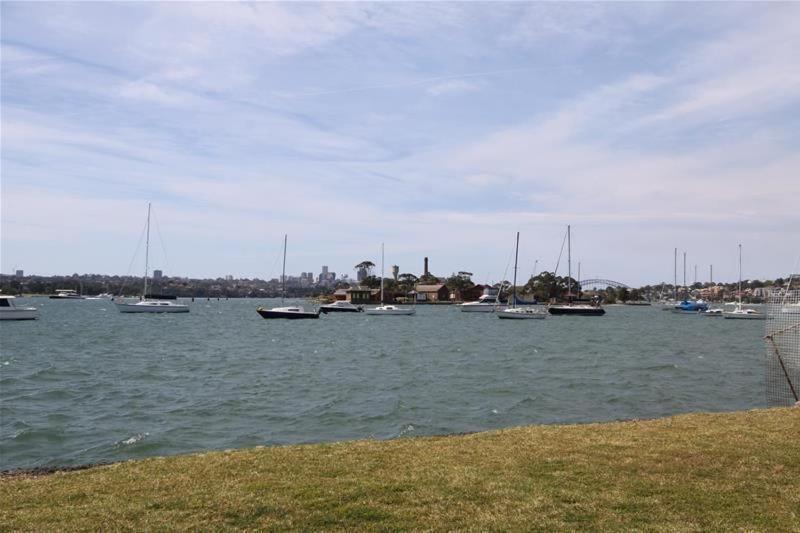 Apartment Aldouragh By The Water To Relax *