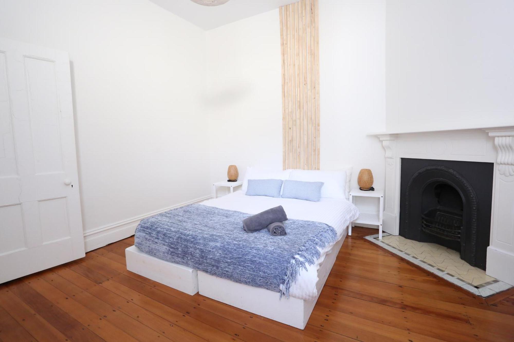 Holiday home Price 2 Bedroom House Glebe