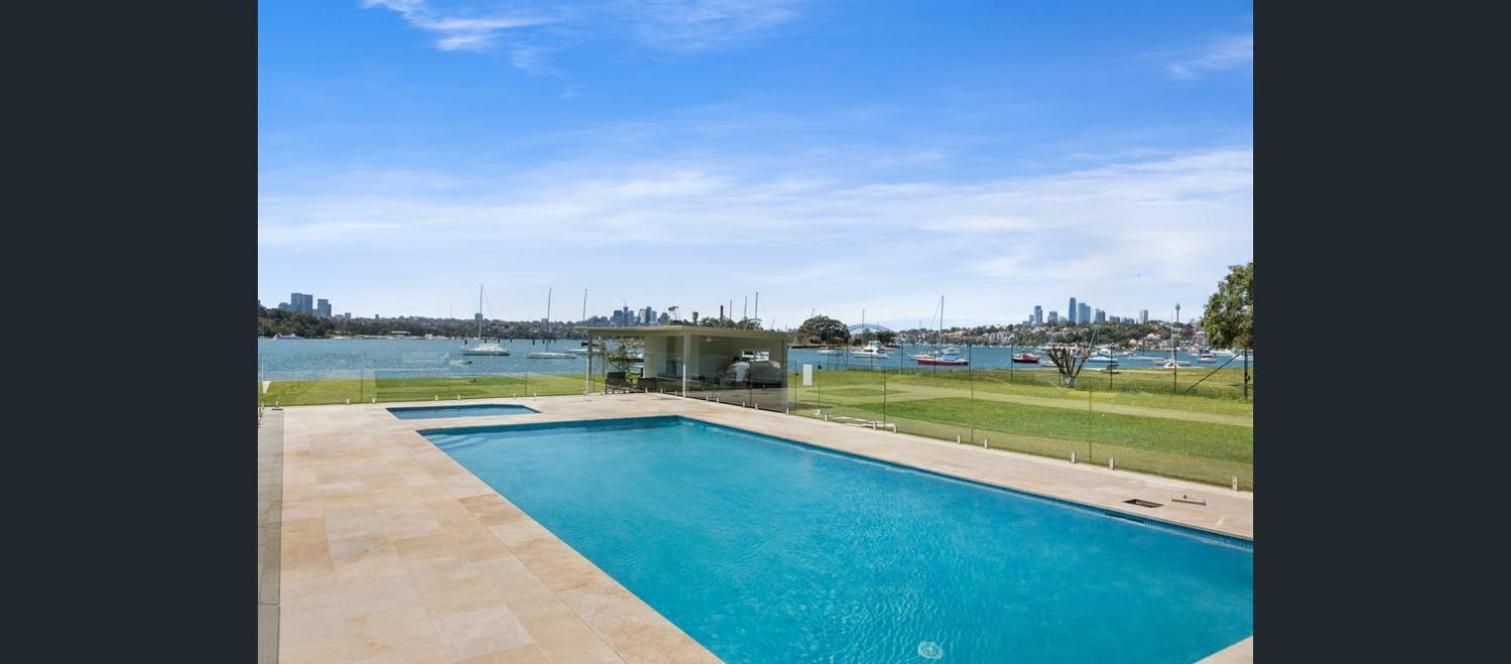 Aldouragh By The Water To Relax Apartment *