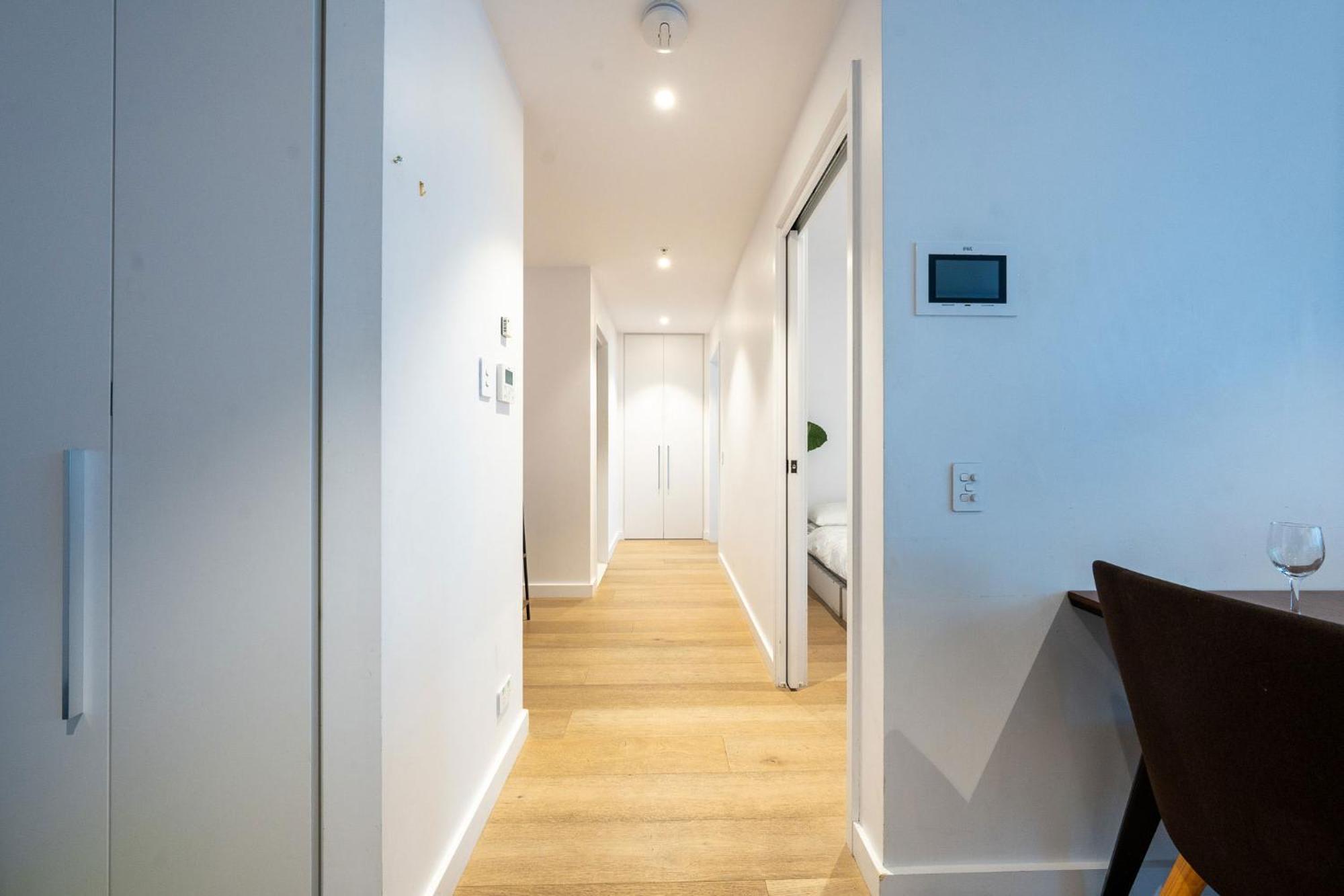 Modern 2 Bedroom Darling Square *
