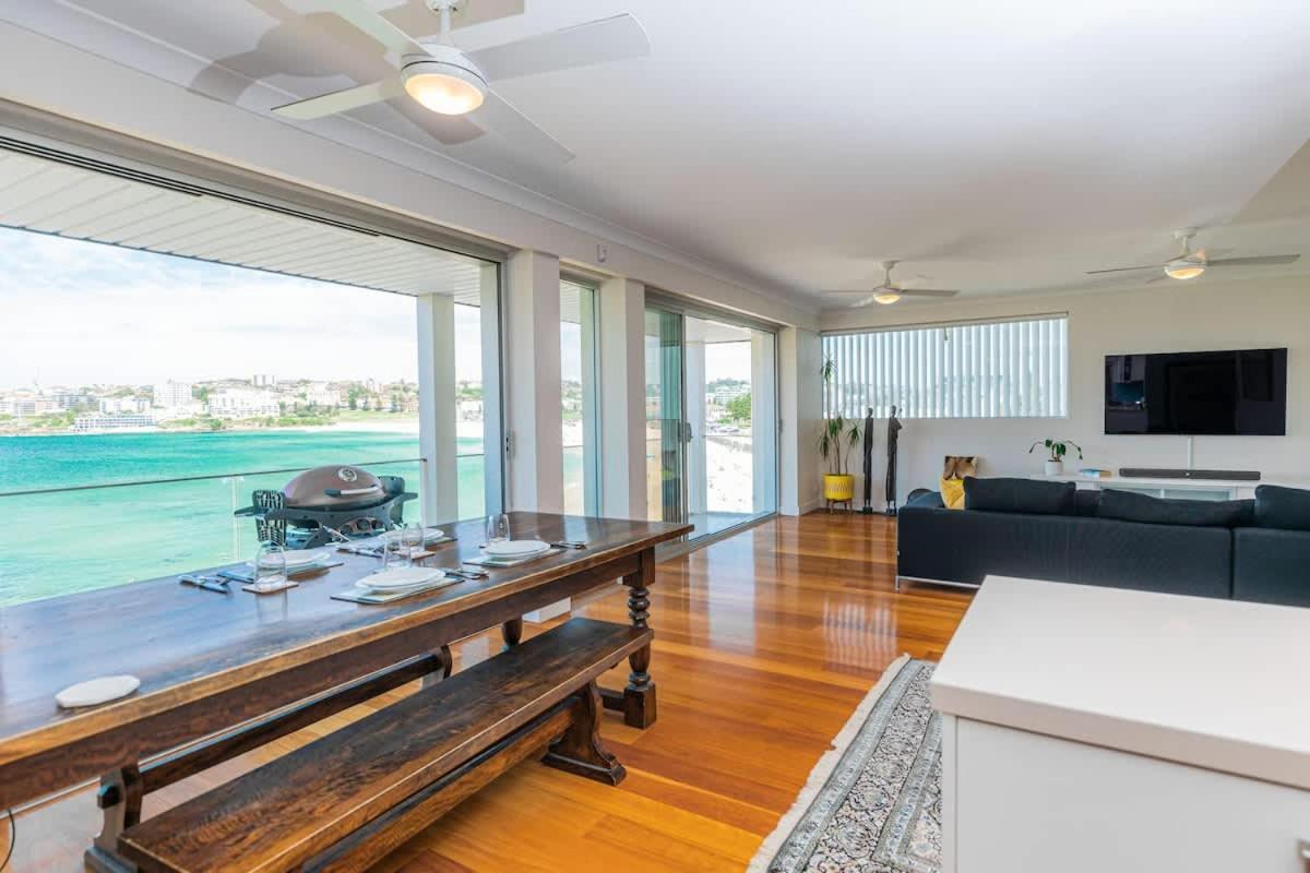 Apartment Ocean View Luxury 3 Bedroom With Balcony