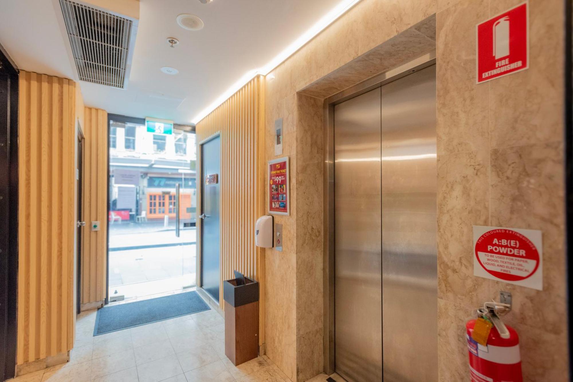 Yehs Cbd Hotel