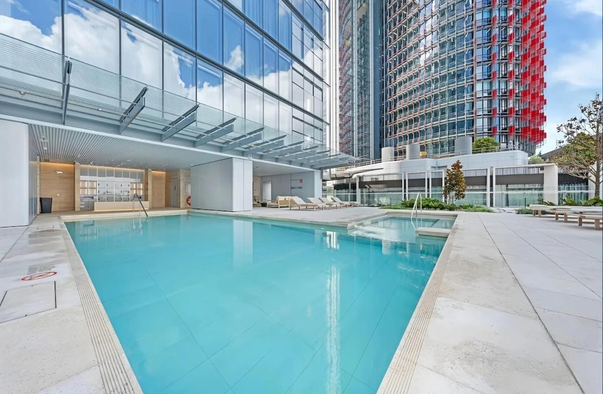 Waterfront Cbd Luxury 1br With View
