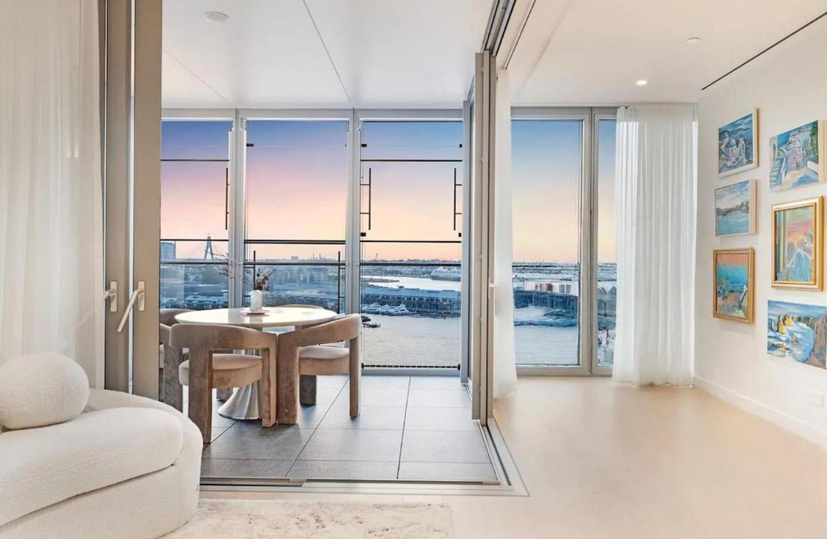 Apartment Waterfront Cbd Luxury 1br With View