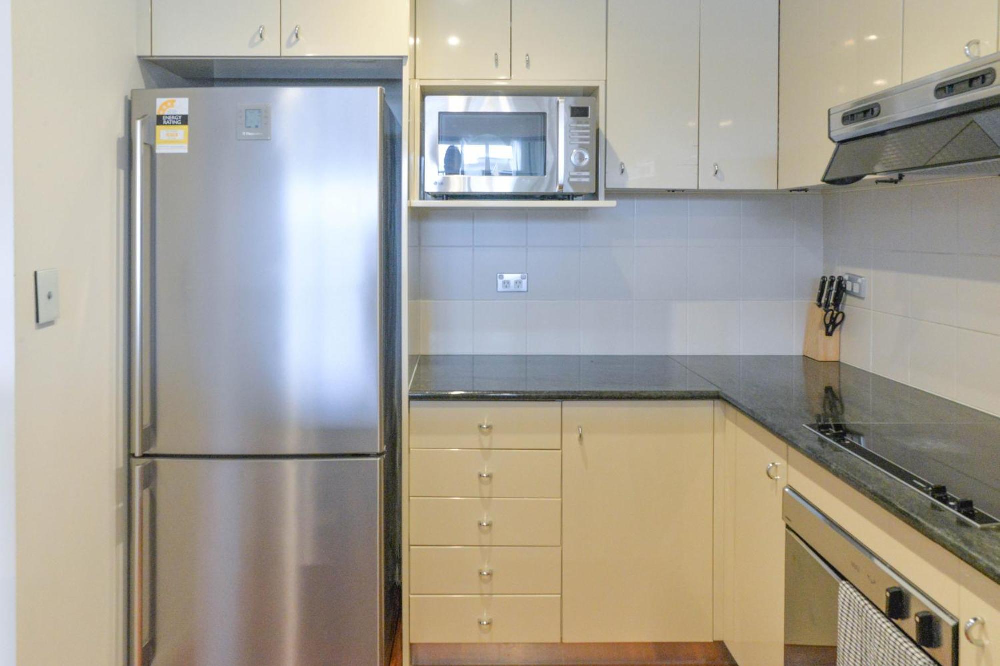 Apartment Modern Darling Harbour 2br Walk To Everything Sydney
