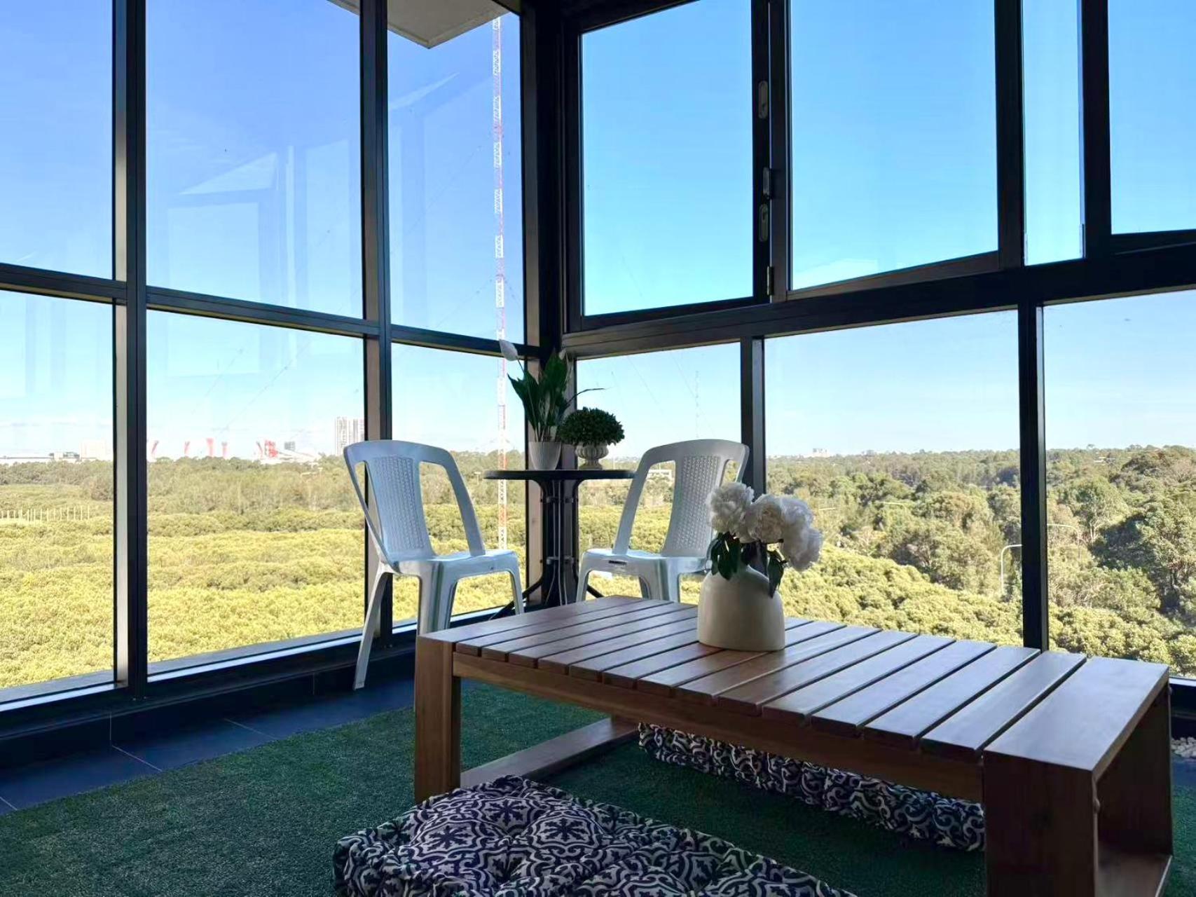 Serene Parkside Retreat 2brs@ Close 2 Olympic Park Sydney