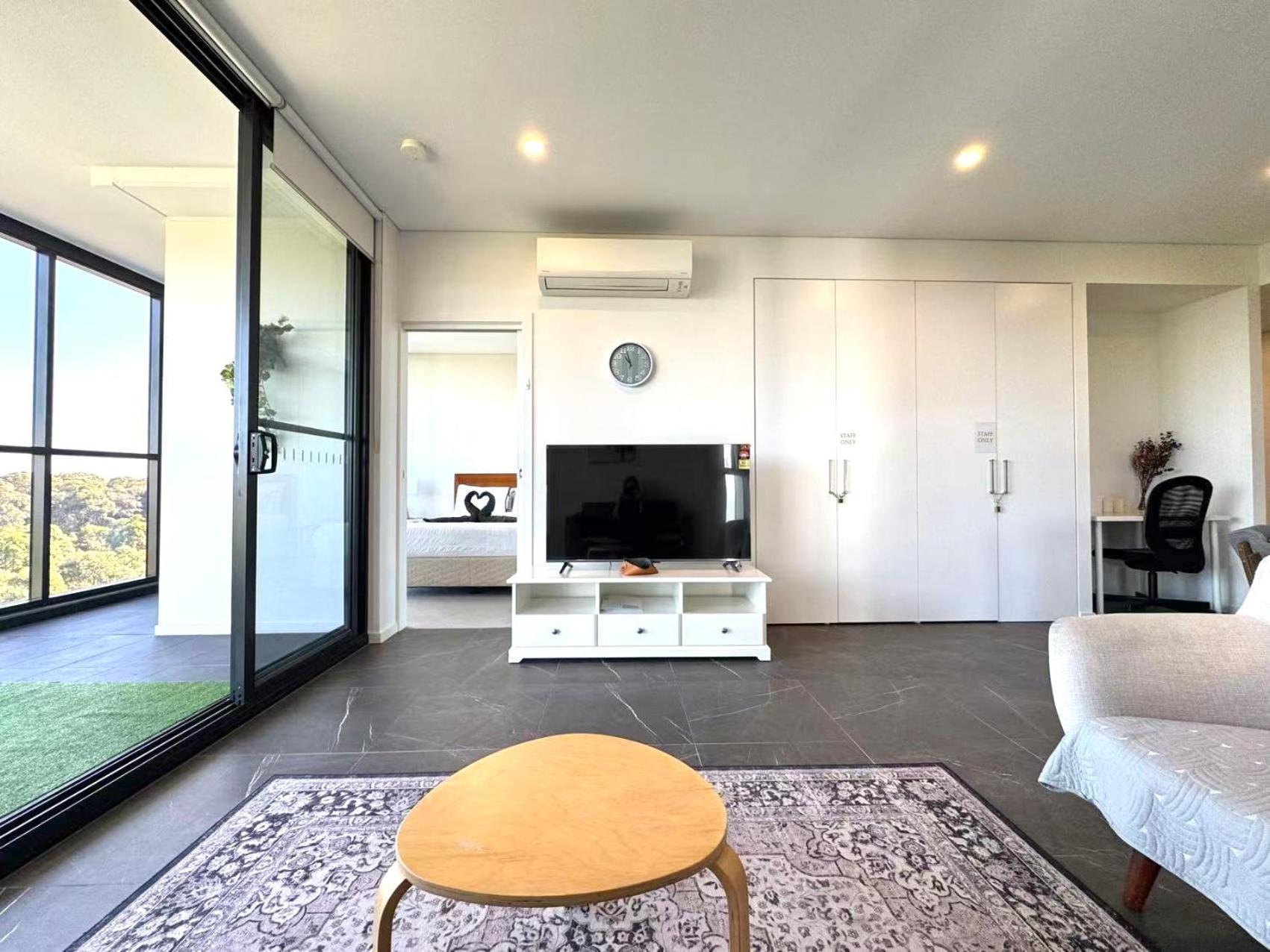 Apartment Serene Parkside Retreat 2brs@ Close 2 Olympic Park Sydney