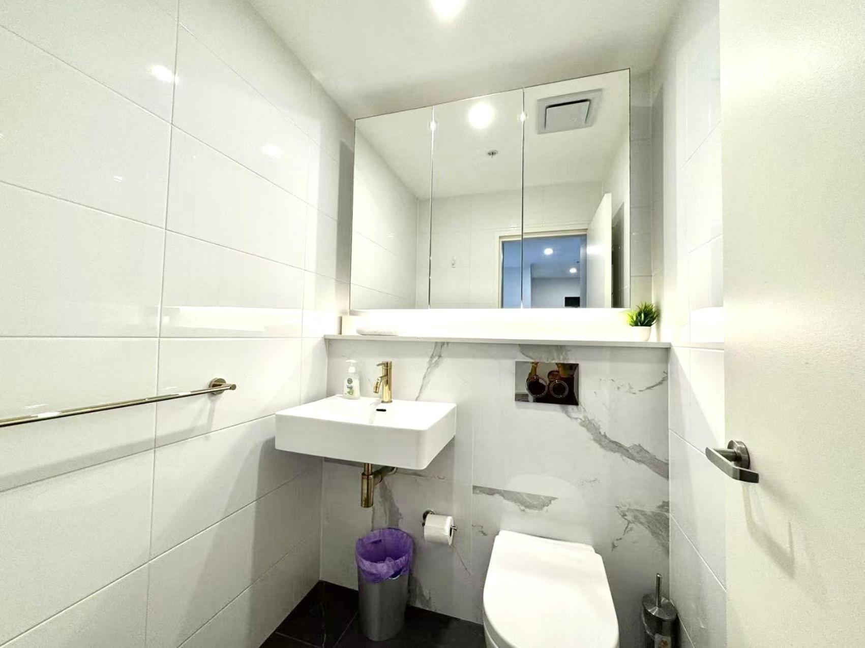 Serene Parkside Retreat 2brs@ Close 2 Olympic Park Apartment Sydney