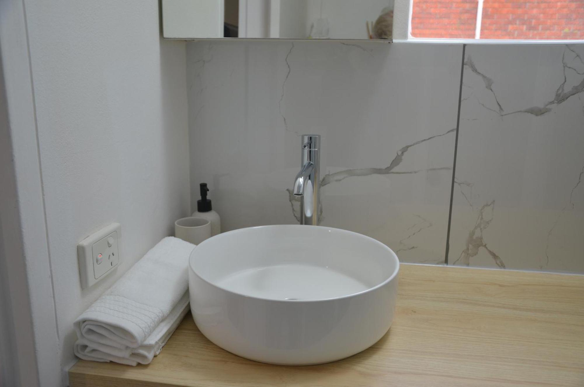 Cute In Maroubra Apartment Sydney