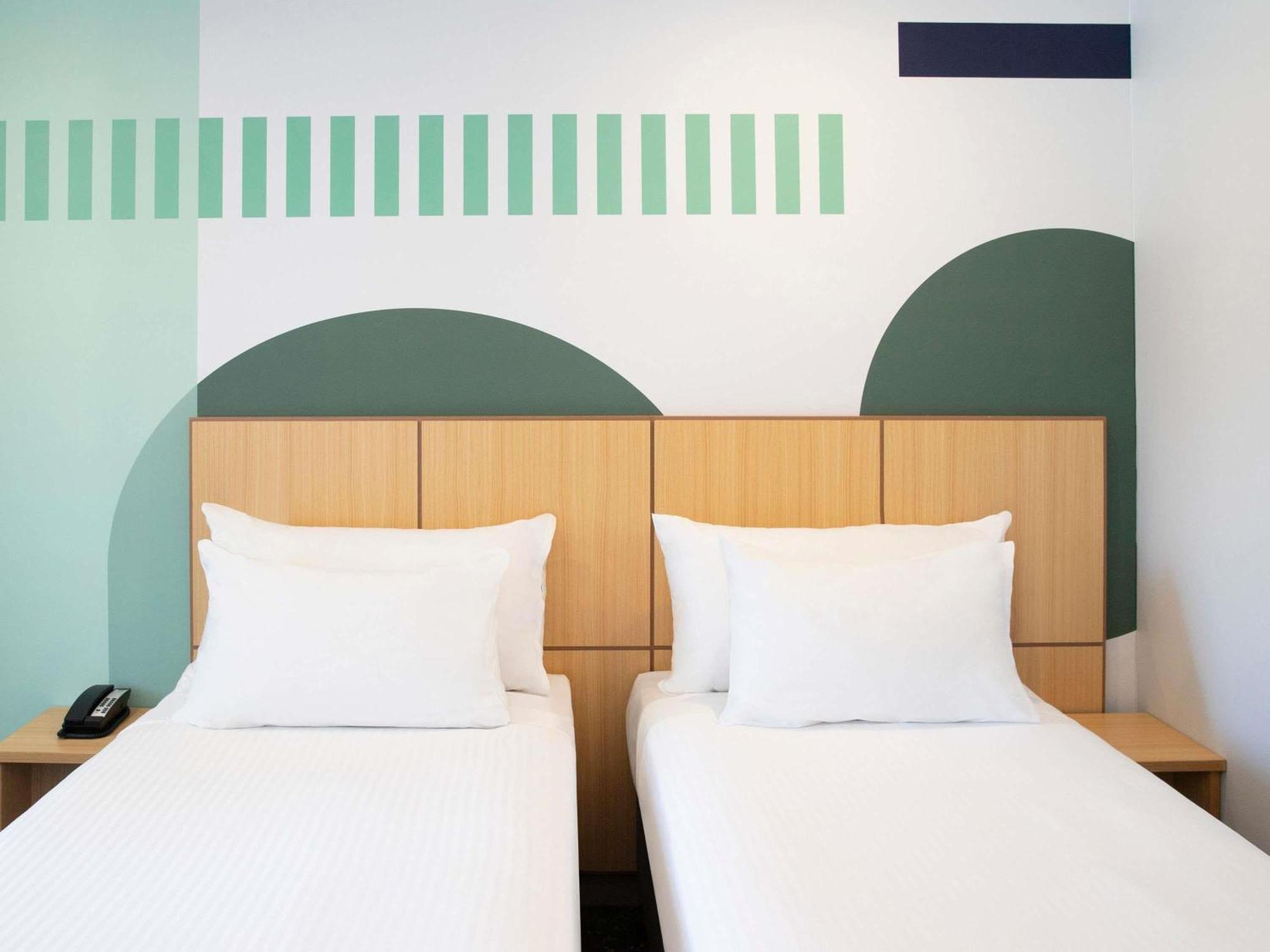 Ibis Styles 3*