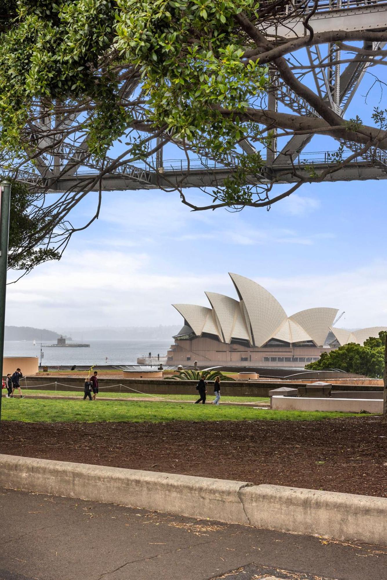 Luxury Harbourside Living With Rich Historic Charm * Sydney