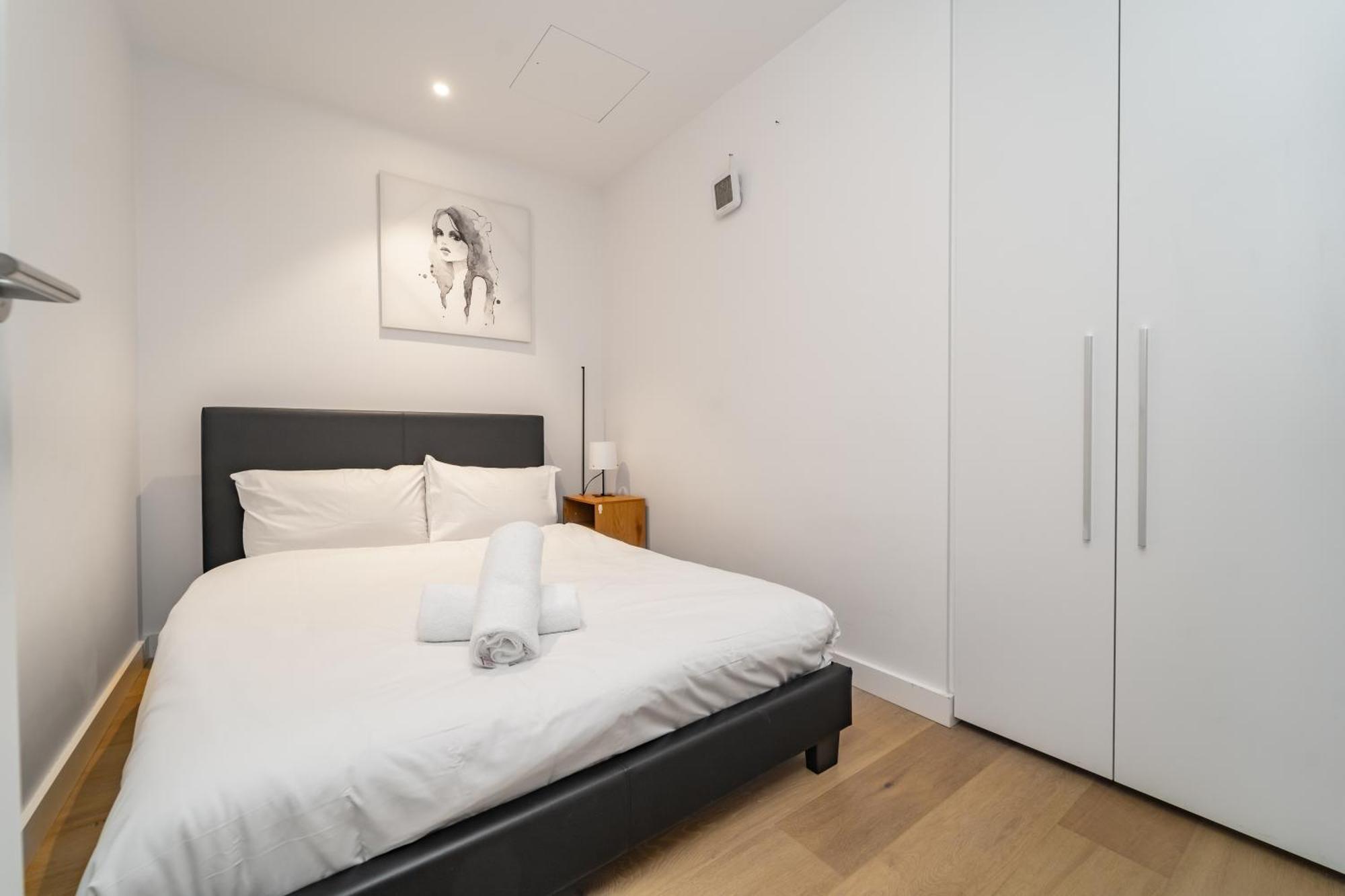 Cbd Lovely 2br With Pool Bbq Chinatown Icc Apartment