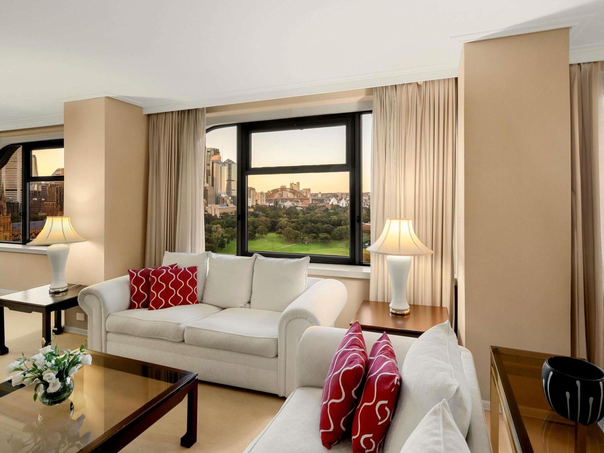 The Boulevard Hotel 4*