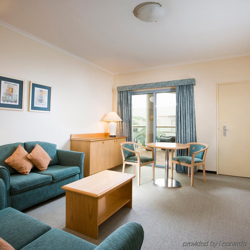 Breakfree Bankstown International Aparthotel Sydney