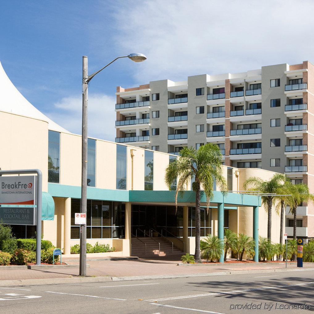 Breakfree Bankstown International