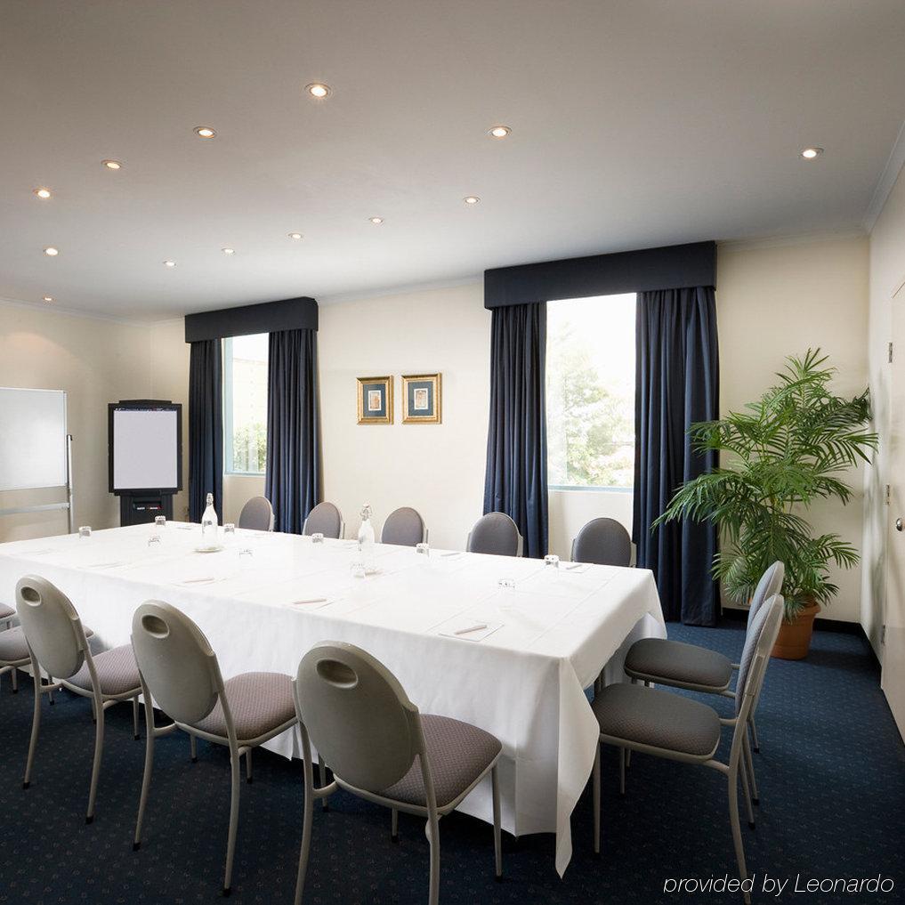 Aparthotel Breakfree Bankstown International Sydney