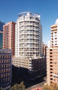 Hotel Oaks Maestri Towers 4*
