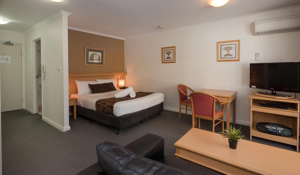 Aparthotel Napoleon On Kent 4*