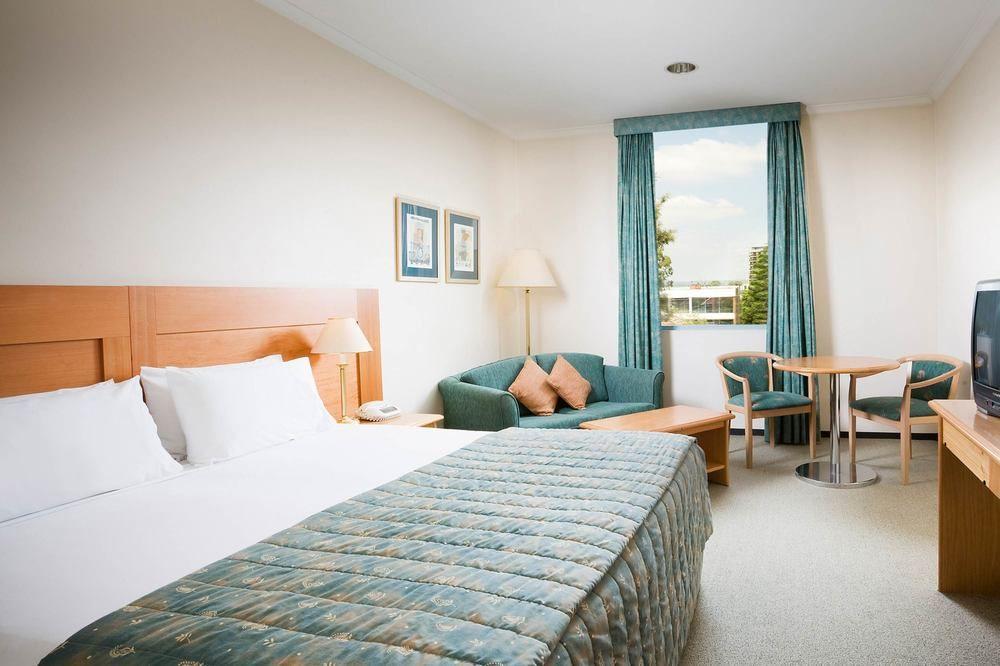 Breakfree Bankstown International Aparthotel
