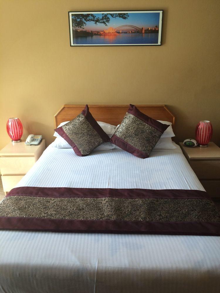 Ryde Hotel 4*