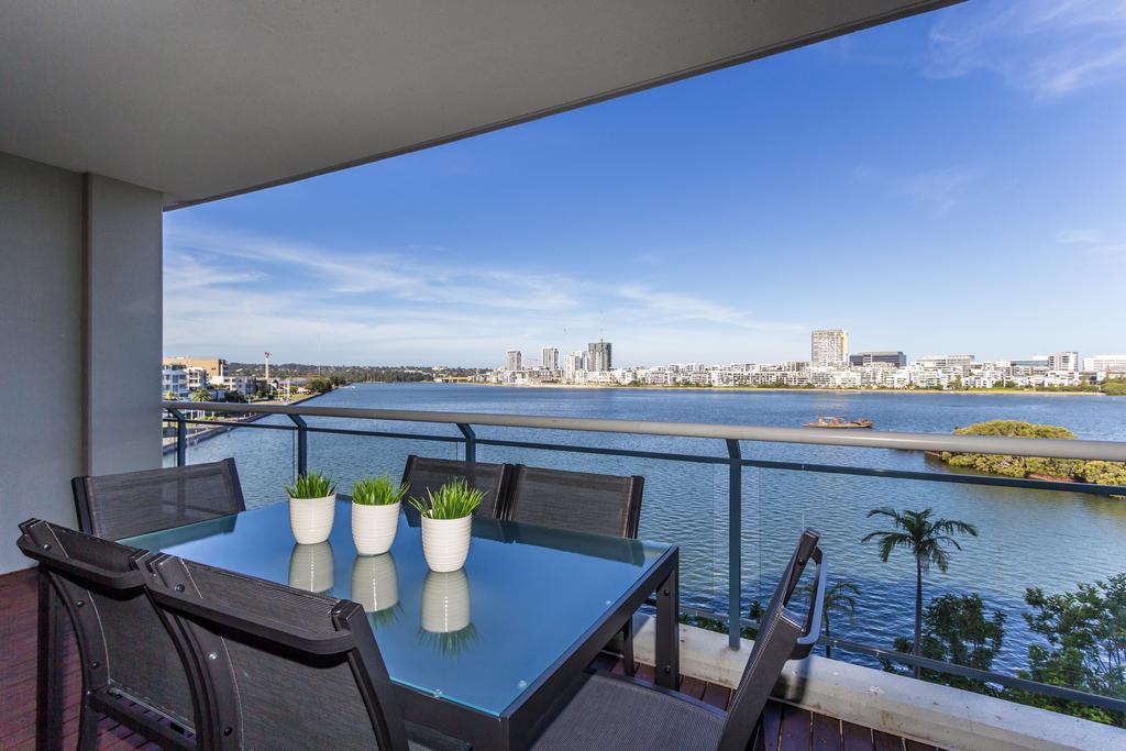 Breaker Cove - Stylish 2 Bed With Pool And Gym Apartment *