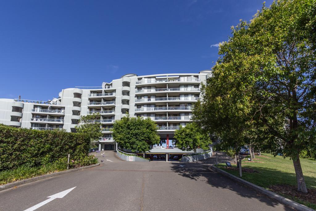 Breaker Cove - Stylish 2 Bed With Pool And Gym * Sydney