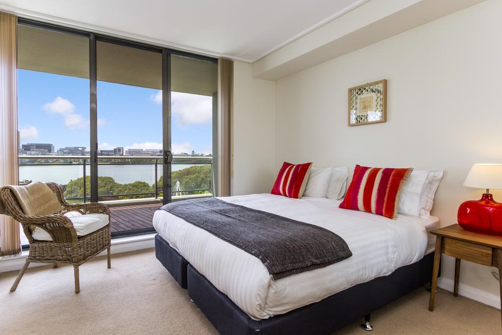 Breaker Cove - Stylish 2 Bed With Pool And Gym Sydney