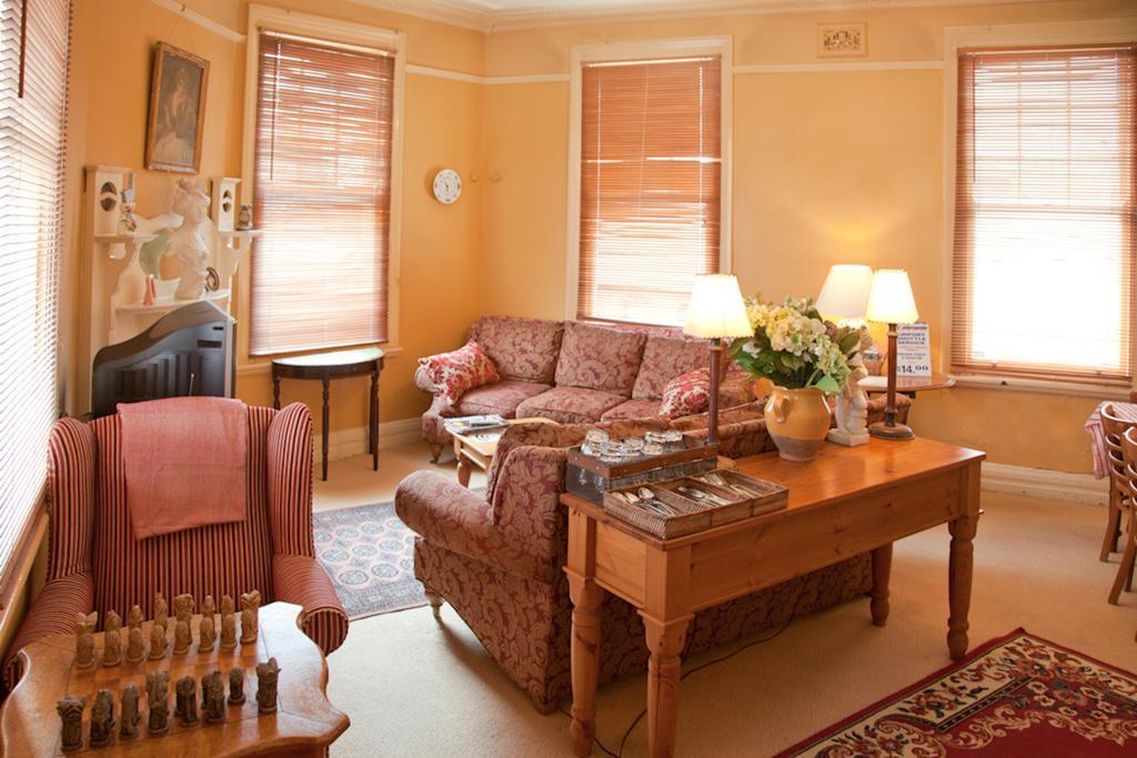 Australian Heritage Hotel