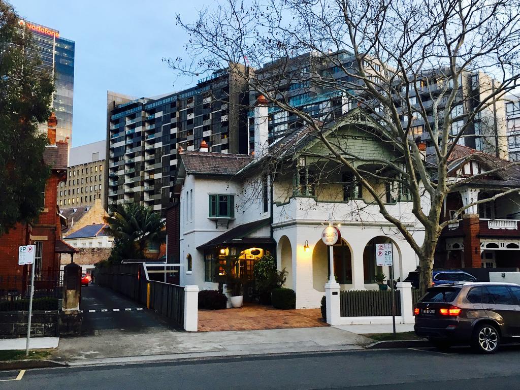 Mclaren - North 3* Sydney