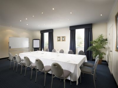 Breakfree Bankstown International Aparthotel