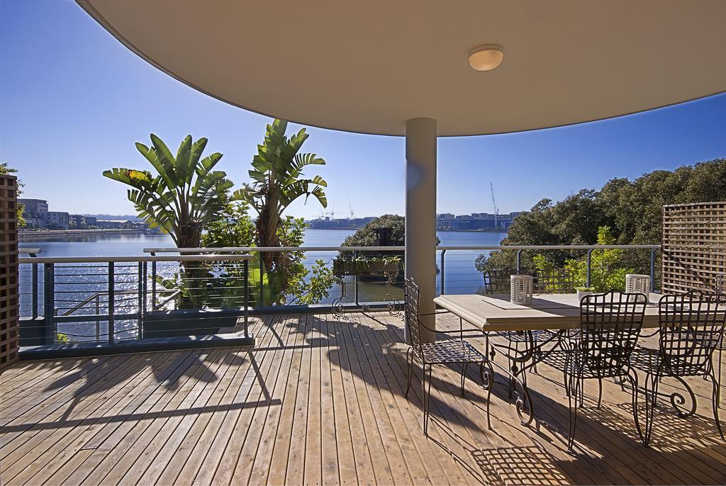 Breaker Cove - Stylish 2 Bed With Pool And Gym Sydney